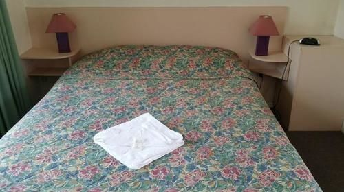Rainbow Motel Kowen Luaran gambar